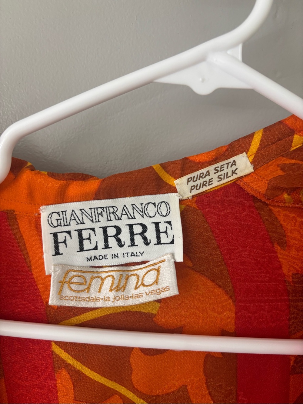 Vintage Gianfranco Ferre Pure Silk Blouse Made in Italy Orange Red Print - Picture 4 of 7
